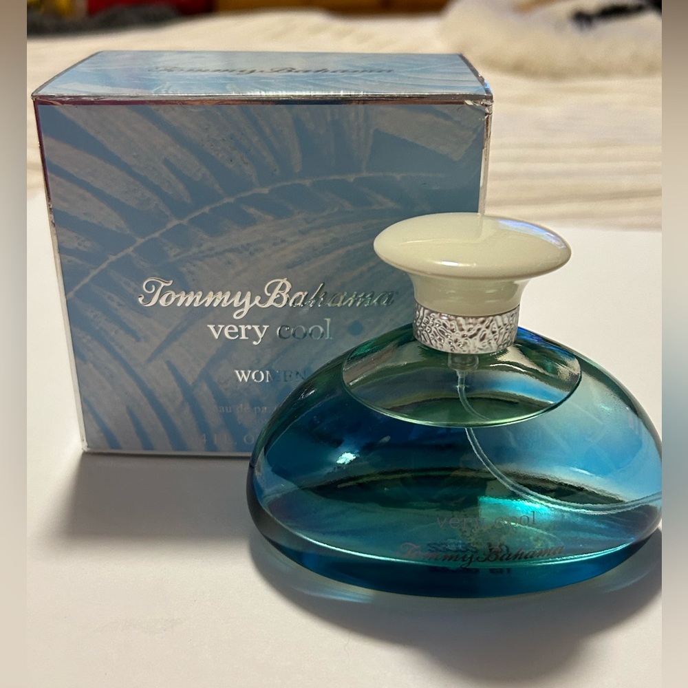 Tommy Bahama very cool women  EDP 100ml/ 3.4 fl oz with box excellent